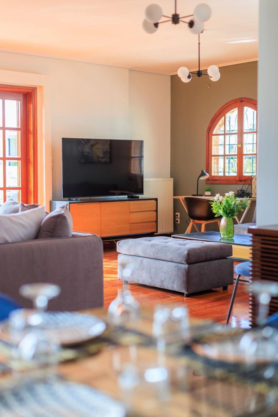 Aiolos Grand Super Lux Suite Kalamaki Alimos Near The Sea Athena Bagian luar foto